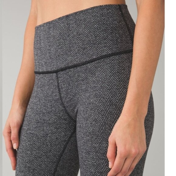 Lululemon High Times Pant Herringbone Black Heathered Sz 4 Tights Leggings - Picture 3 of 11
